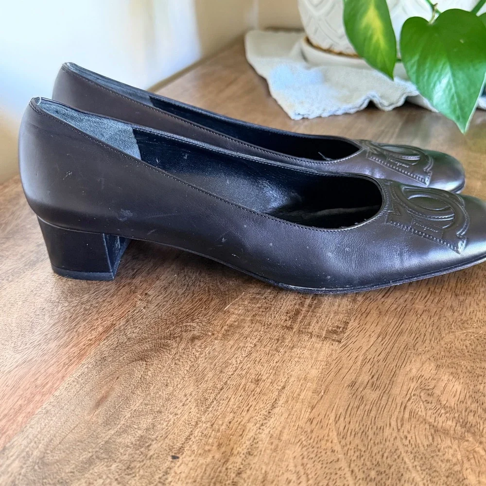 Salvatore Ferragamo Boutique Dalan Pumps Black Leather‎ Gancini Block Heel 8AA